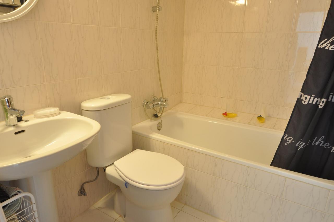 Rnet - Figueres Apartamento Roses Exterior foto